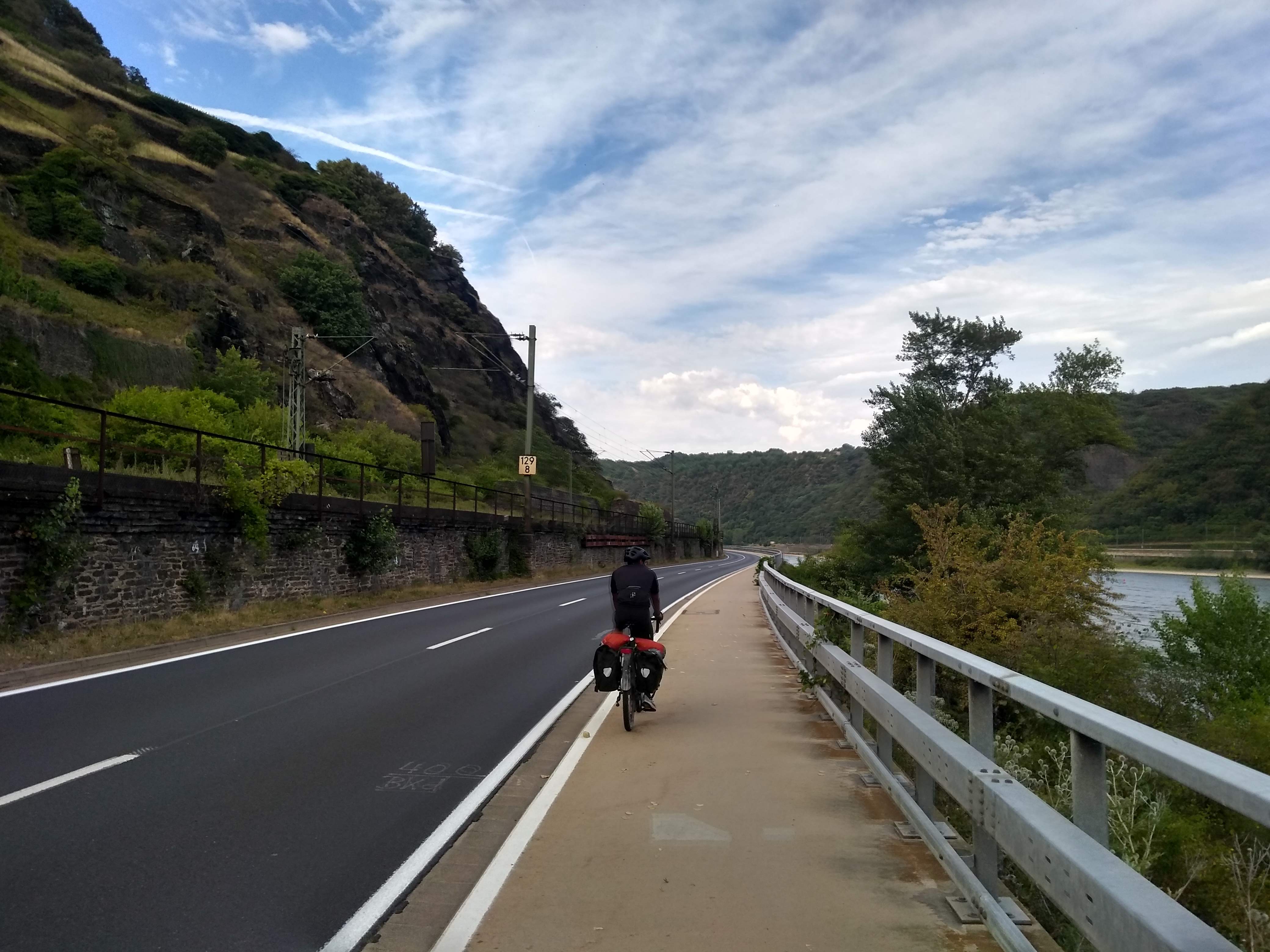exclusive cycling path